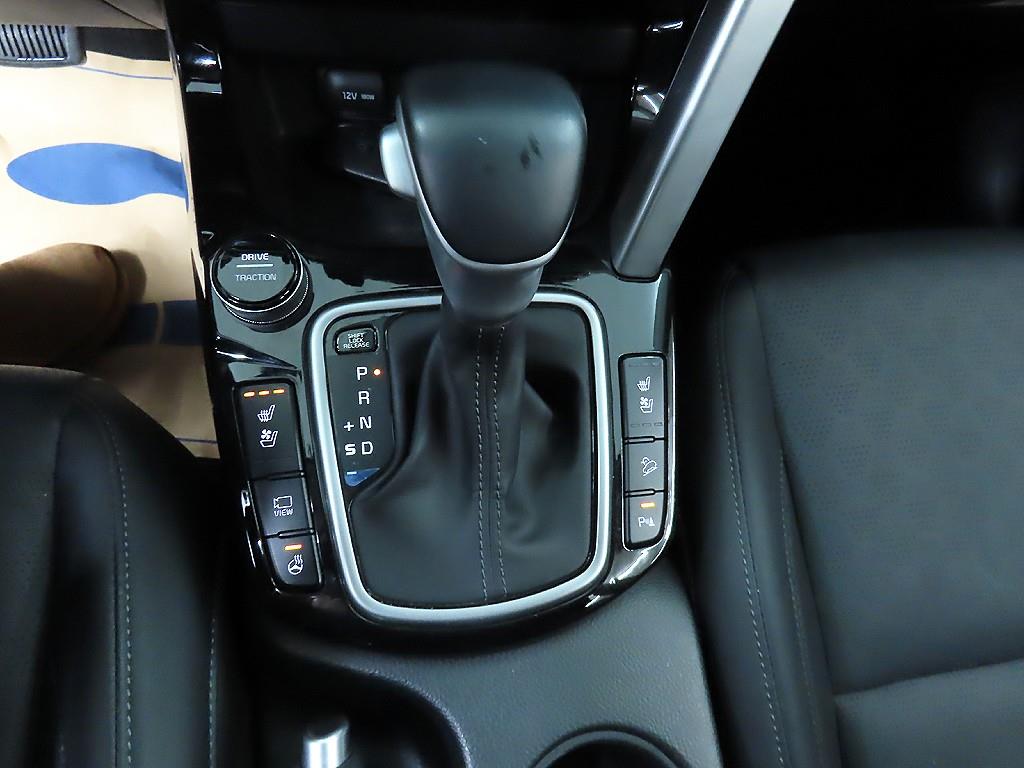 KIA Seltos - Vista 10