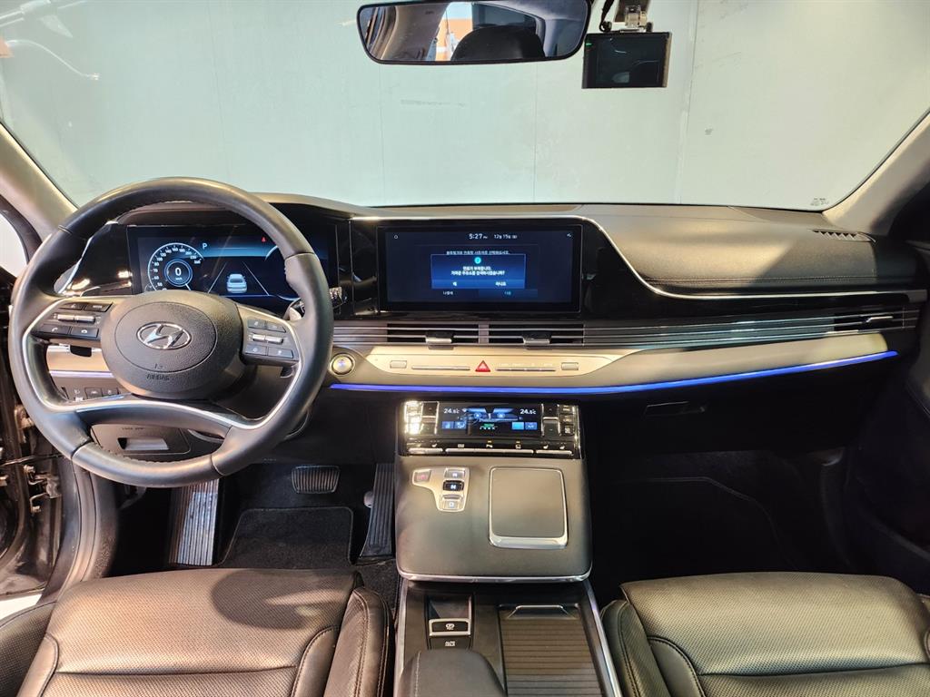 HYUNDAI Grandeur - Vista 9