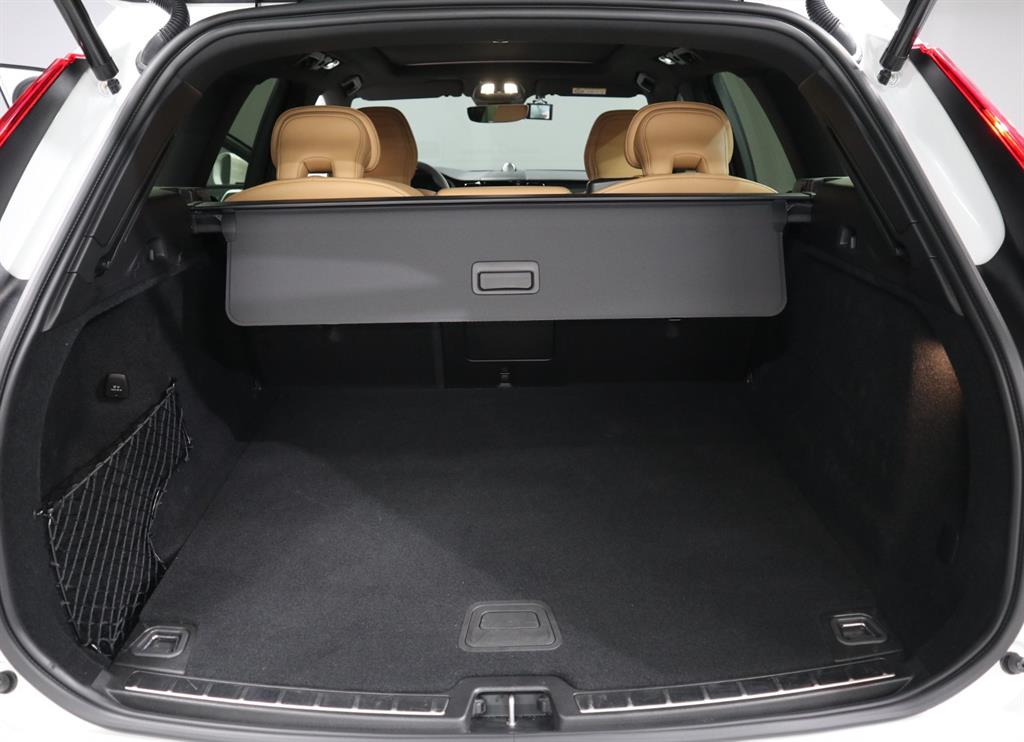 Volvo XC60 2024 Blanco - Importación desde Corea - HF Imports Iquique - Foto 18