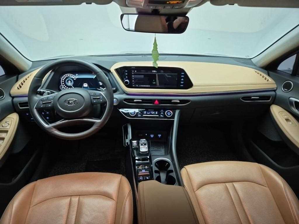 HYUNDAI Sonata - Vista 7