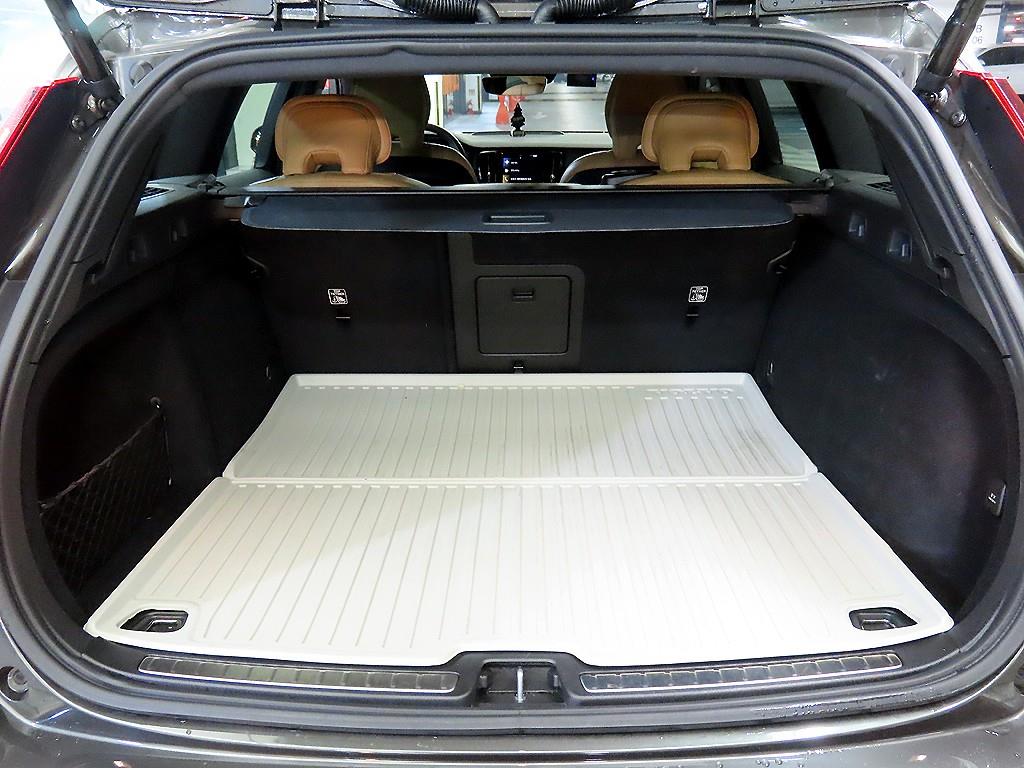 Volvo V60 2022 Gris - Importación desde Corea - HF Imports Iquique - Foto 17