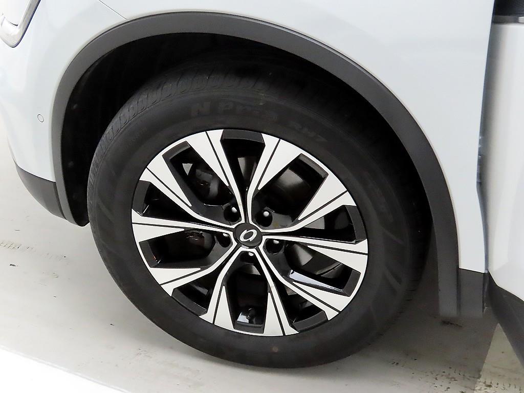 SAMSUNG QM6 2023 Blanco - Importación desde Corea - HF Imports Iquique - Foto 19