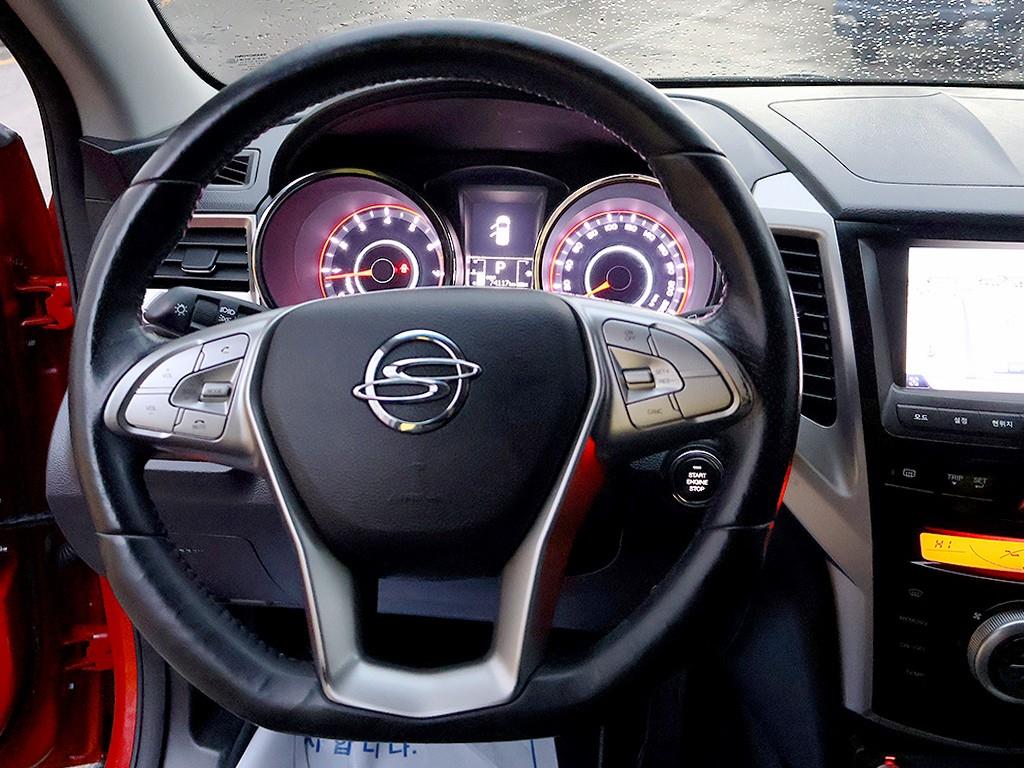 Ssangyong Tivoli 2016 Rojo - Importación desde Corea - HF Imports Iquique - Foto 7