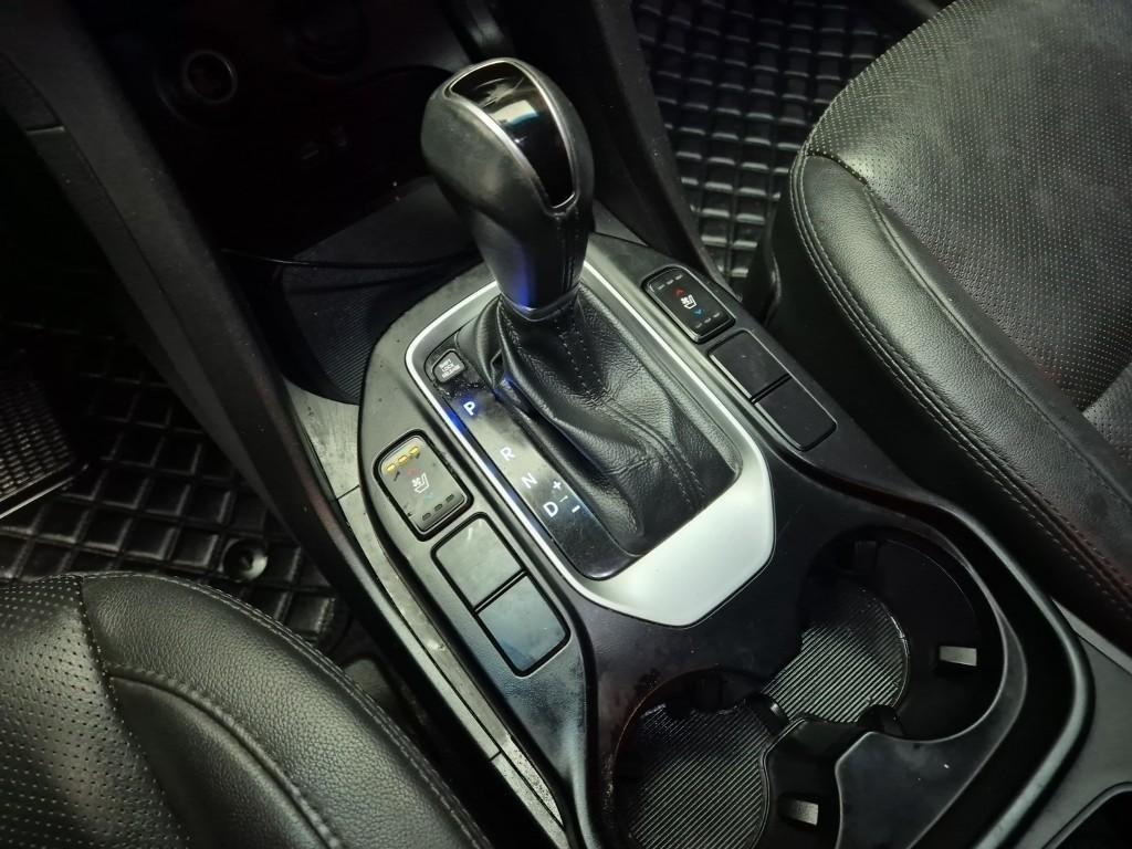 HYUNDAI Santa Fe - Vista 8