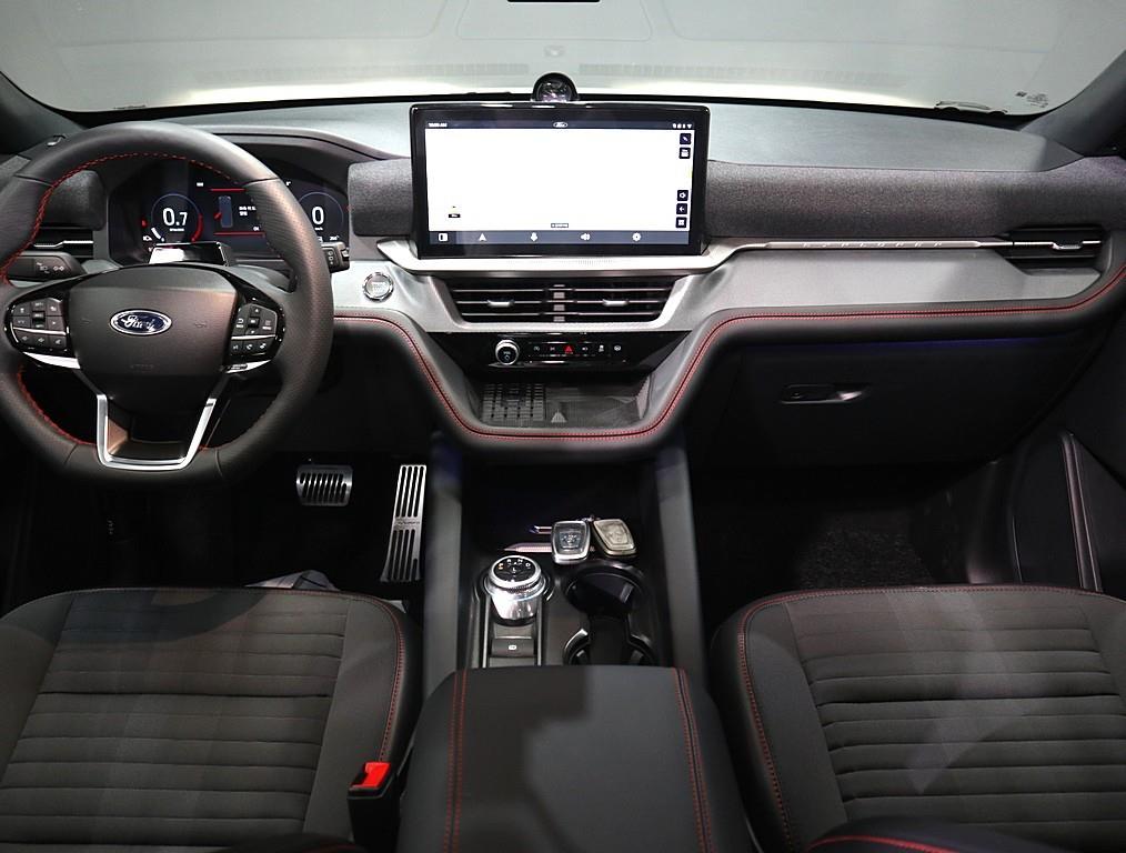 Ford Explorer - Vista 5