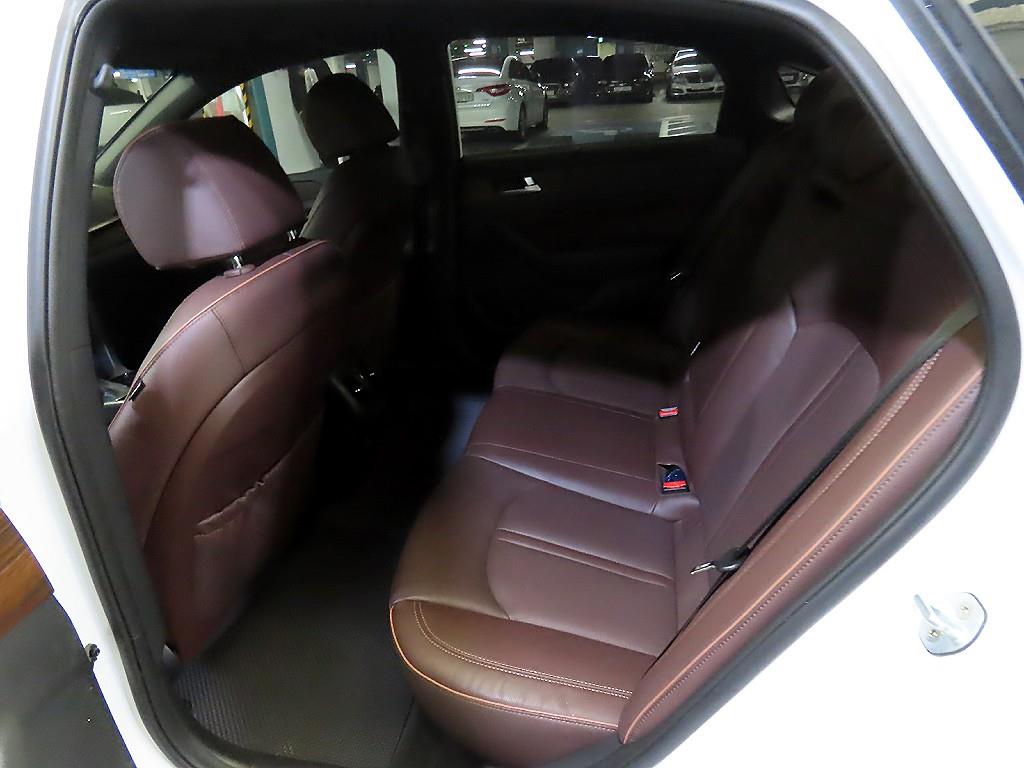 HYUNDAI Sonata - Vista 7