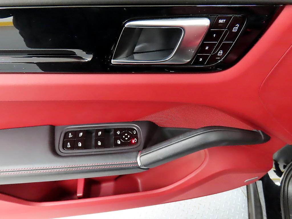 Porsche Cayenne - Vista 11