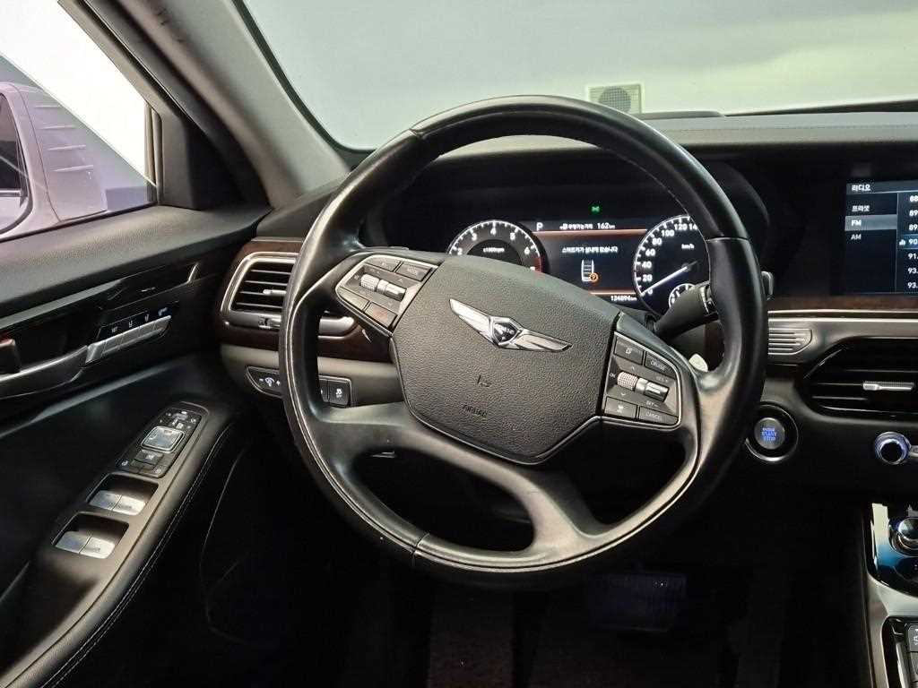 Genesis EQ900 - Vista 9