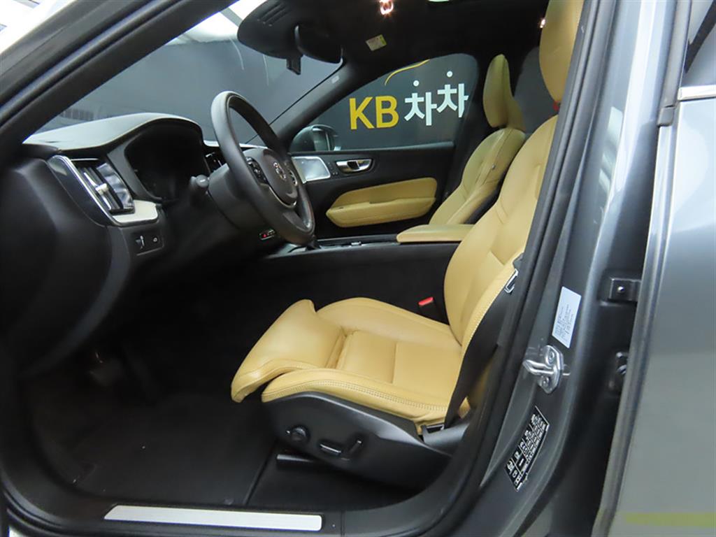 Volvo XC60 - Vista 5