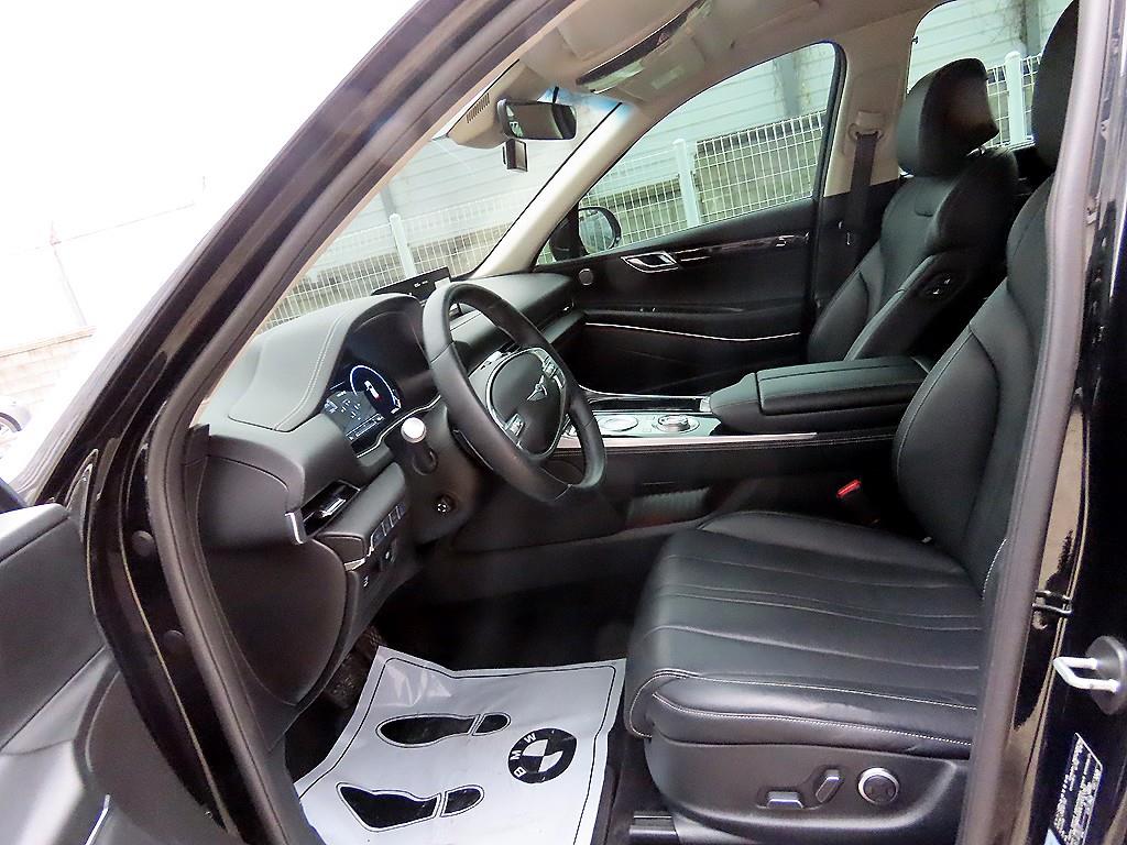 Genesis GV80 - Vista 5