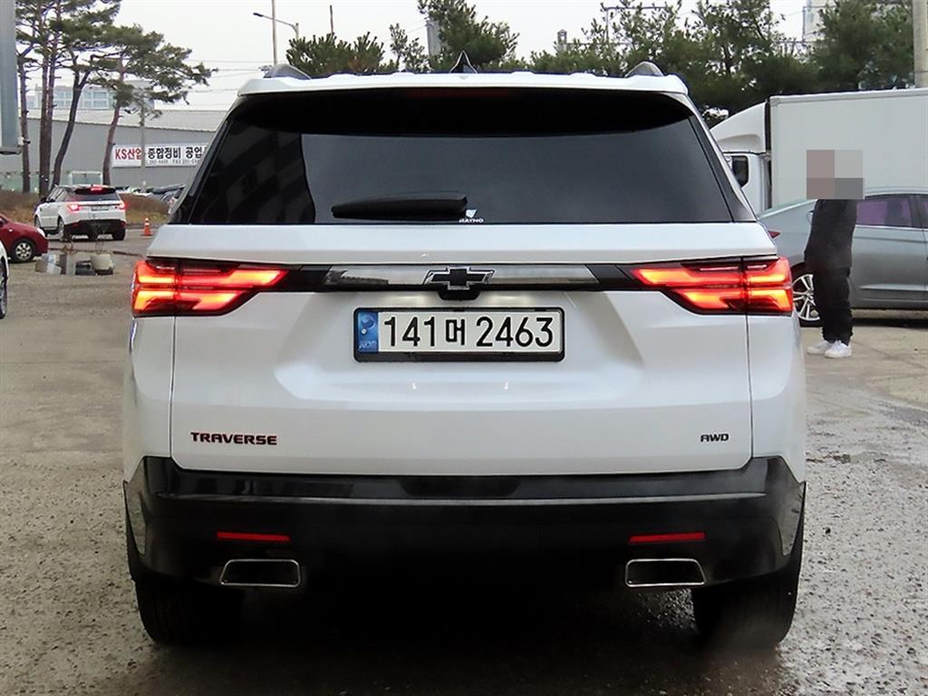 Chevrolet Travers - Vista 4