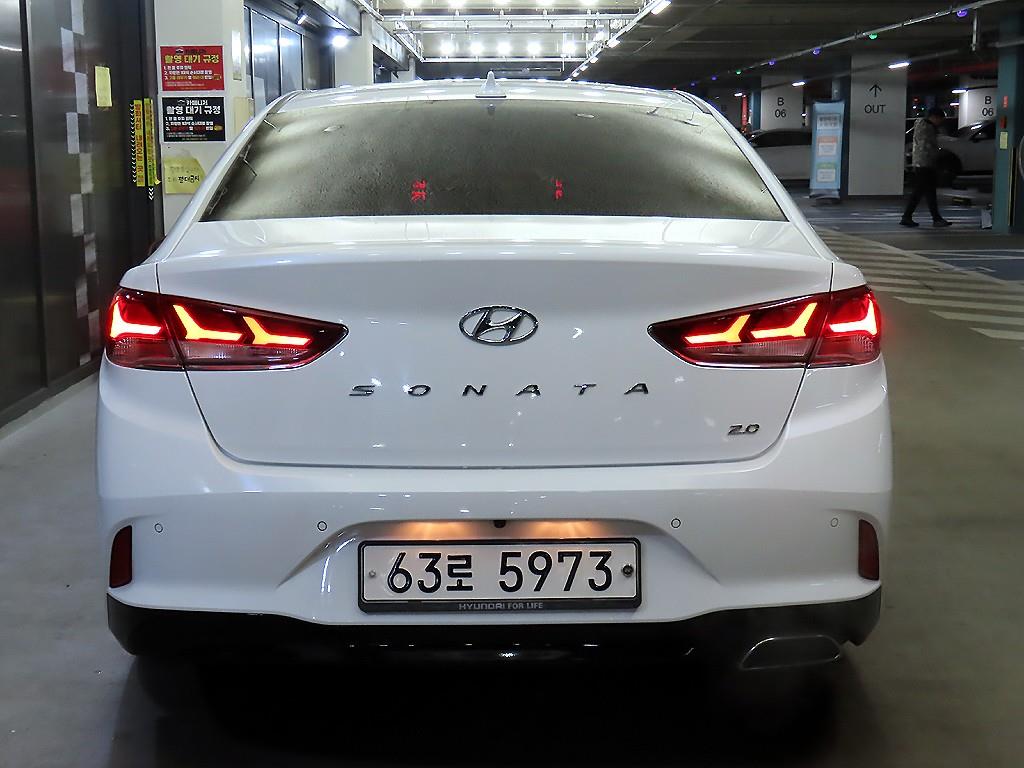 HYUNDAI Sonata - Vista 5