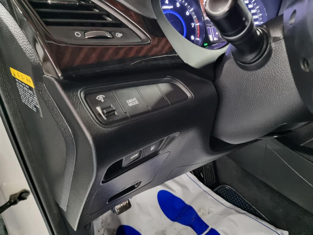 HYUNDAI Grandeur - Vista 10