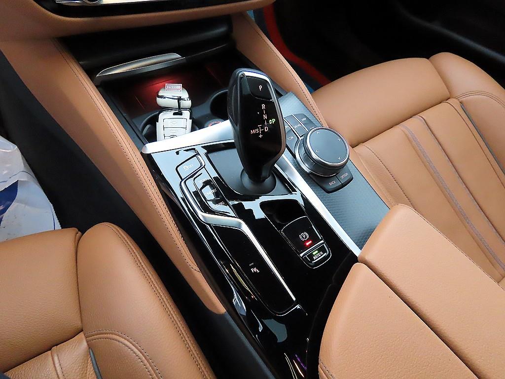 BMW 5 Series - Vista 11