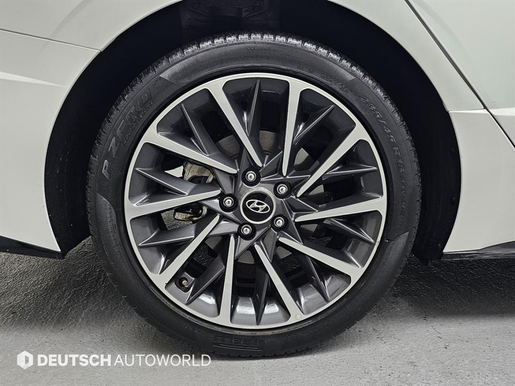 HYUNDAI Sonata - Vista 5