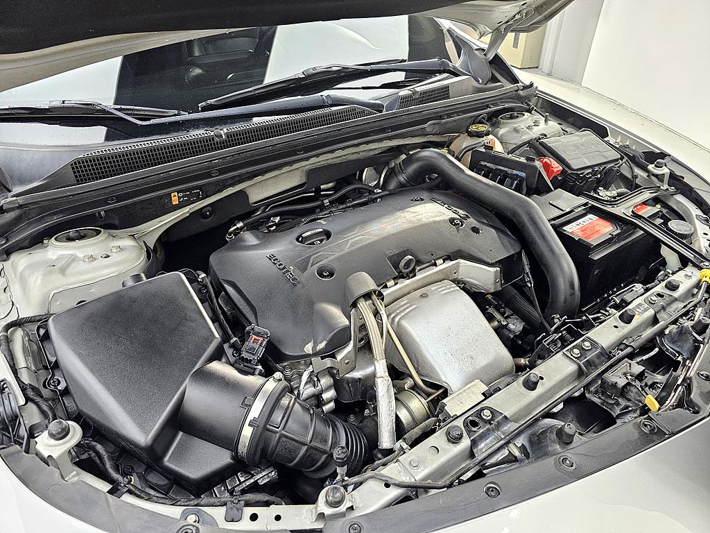 Chevrolet Malibu - Vista 6