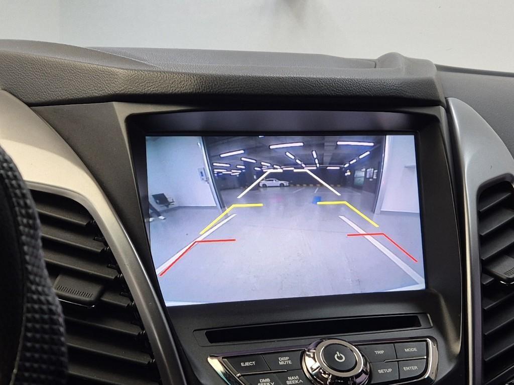 Ssangyong Korando 2015 Blanco - Importación desde Corea - HF Imports Iquique - Foto 14