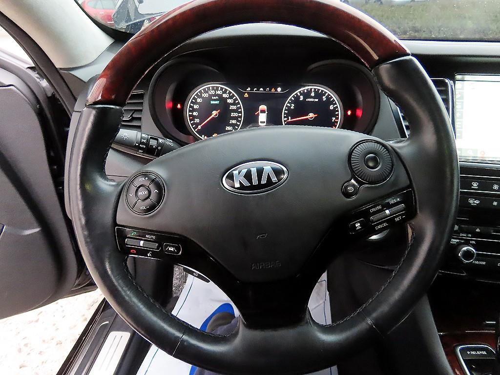 KIA K9 - Vista 8