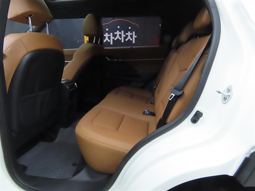 Ssangyong Torres - Vista 6