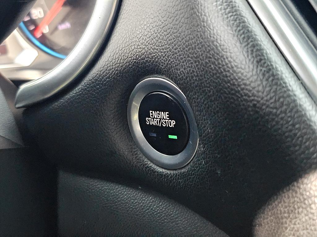 Chevrolet Malibu 2017 Plateado - Importación desde Corea - HF Imports Iquique - Foto 14