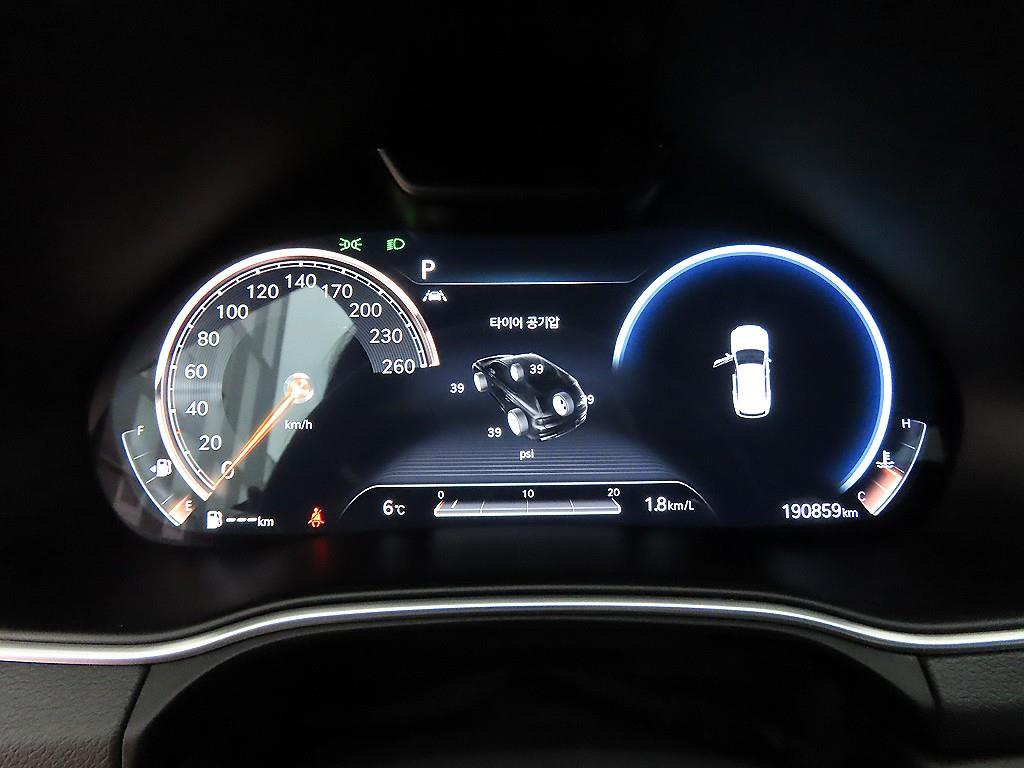 Genesis GV80 - Vista 9