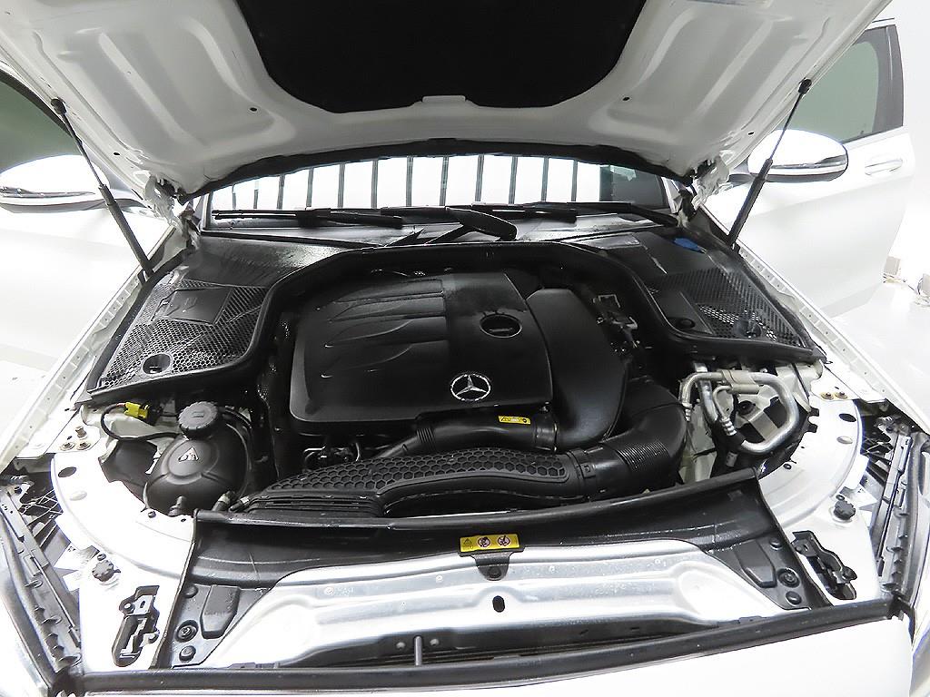 Mercedes Benz C Class 2021 Blanco - Importación desde Corea - HF Imports Iquique - Foto 8