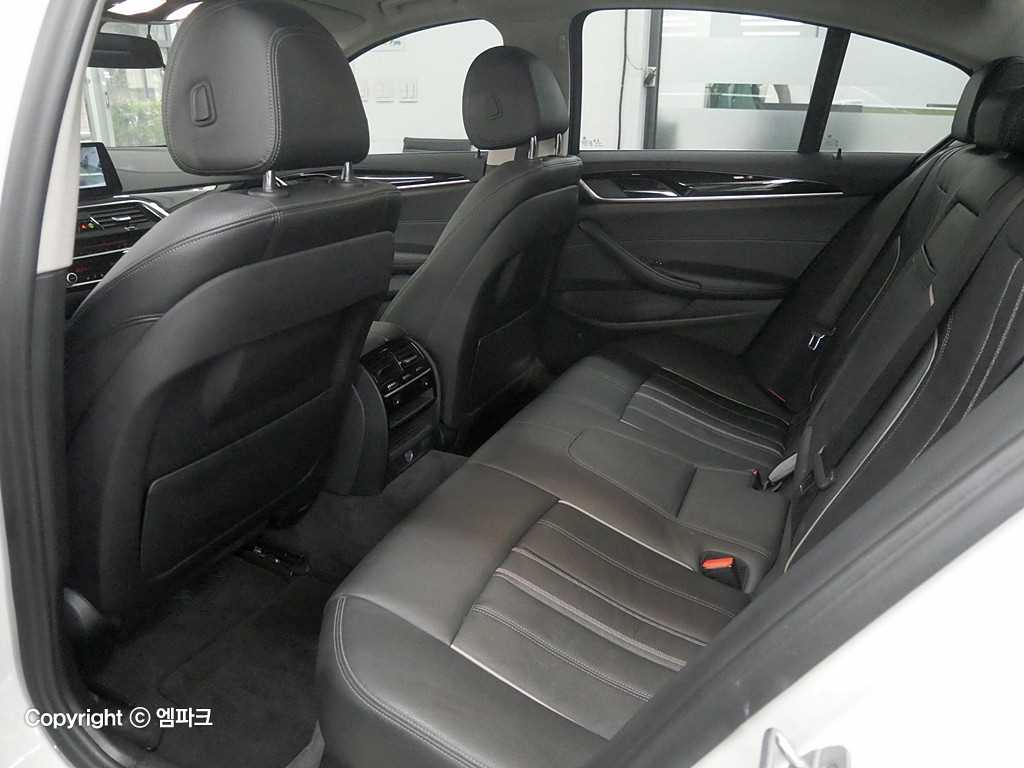 BMW 5 Series - Vista 11