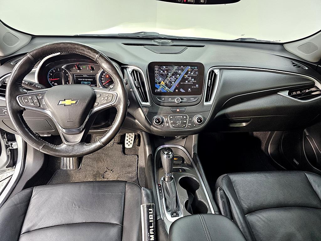 Chevrolet Malibu - Vista 5