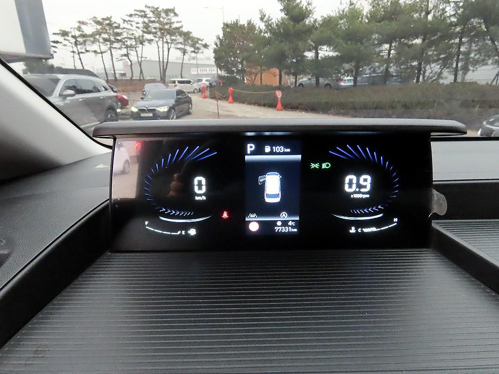 HYUNDAI Staria - Vista 10