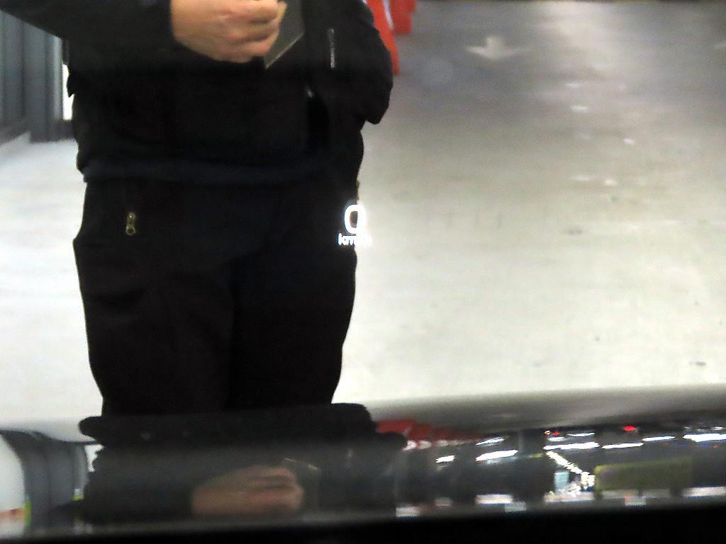 Volvo V60 2022 Gris - Importación desde Corea - HF Imports Iquique - Foto 13