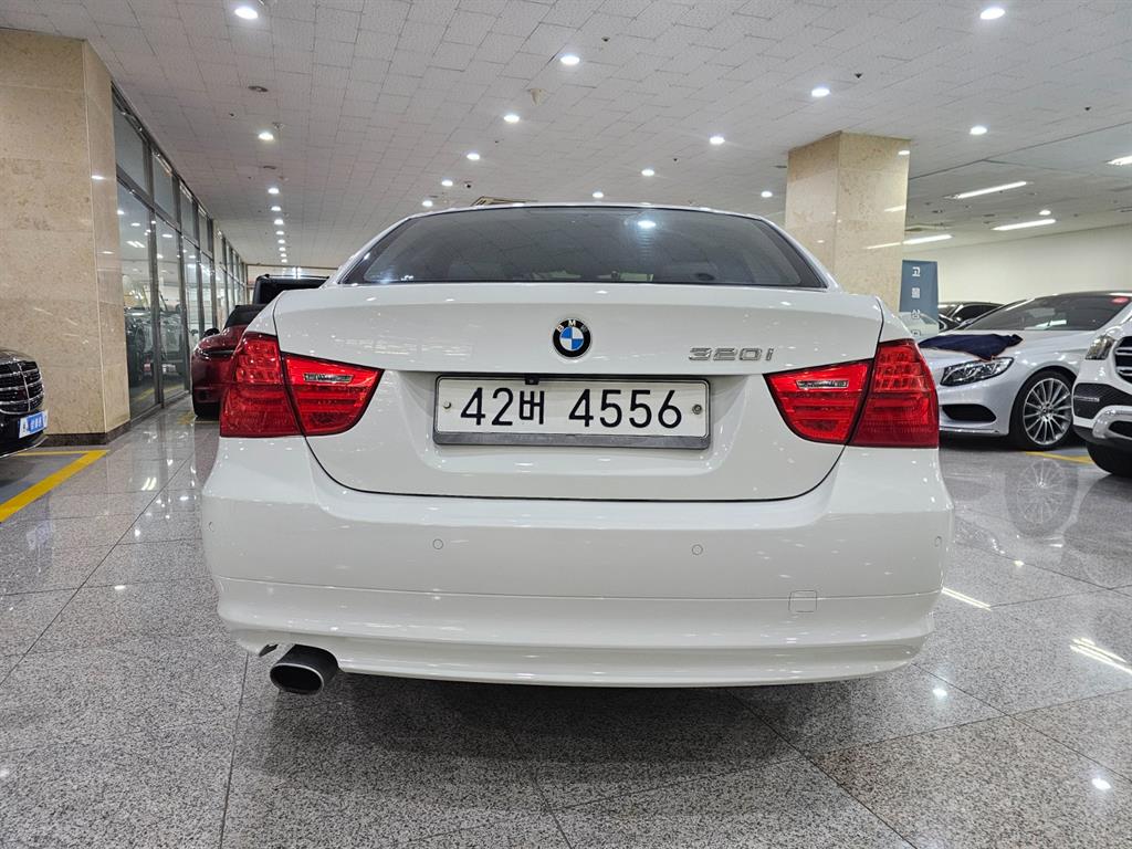 BMW 3 series - Vista 4