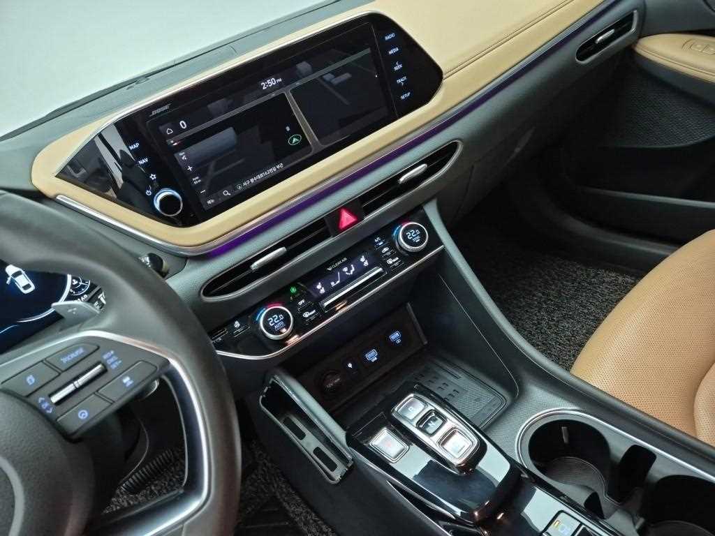 HYUNDAI Sonata - Vista 10