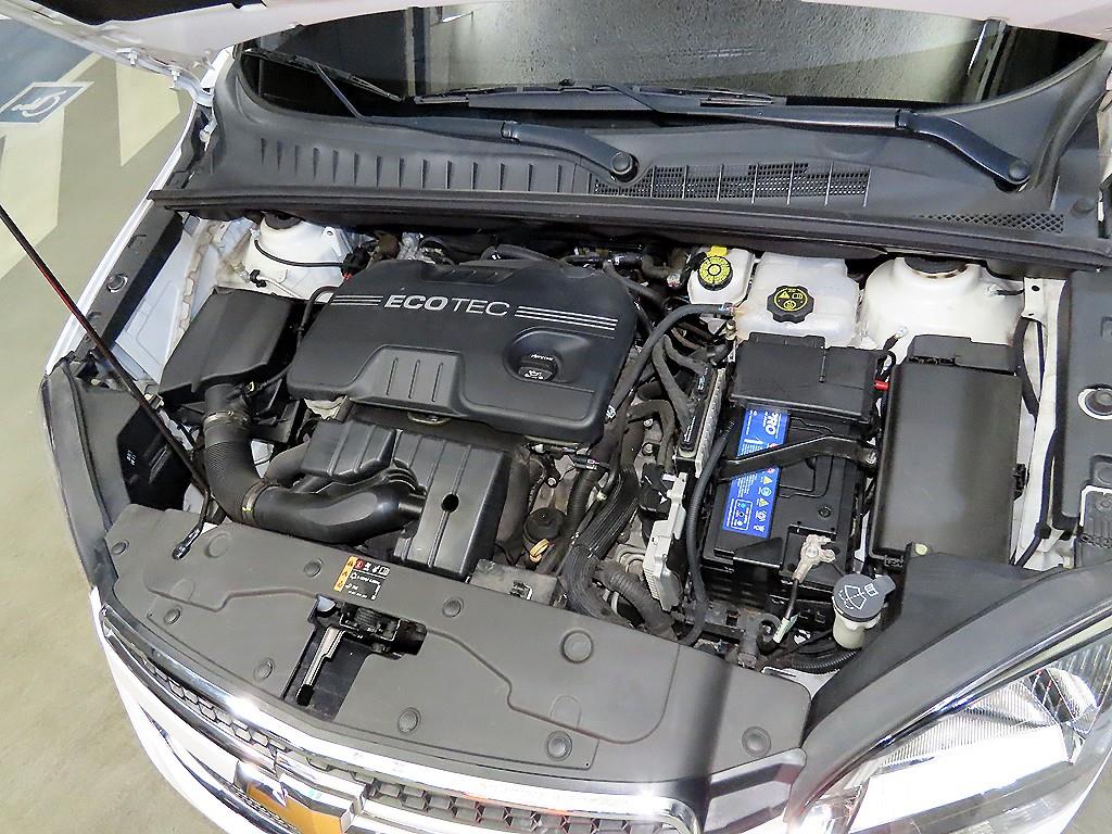 Chevrolet Orlando 2018 Blanco - Importación desde Corea - HF Imports Iquique - Foto 16