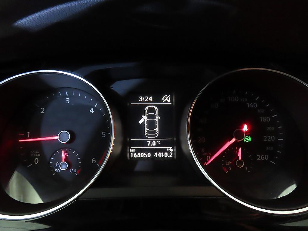 Volkswagen Jetta - Vista 9