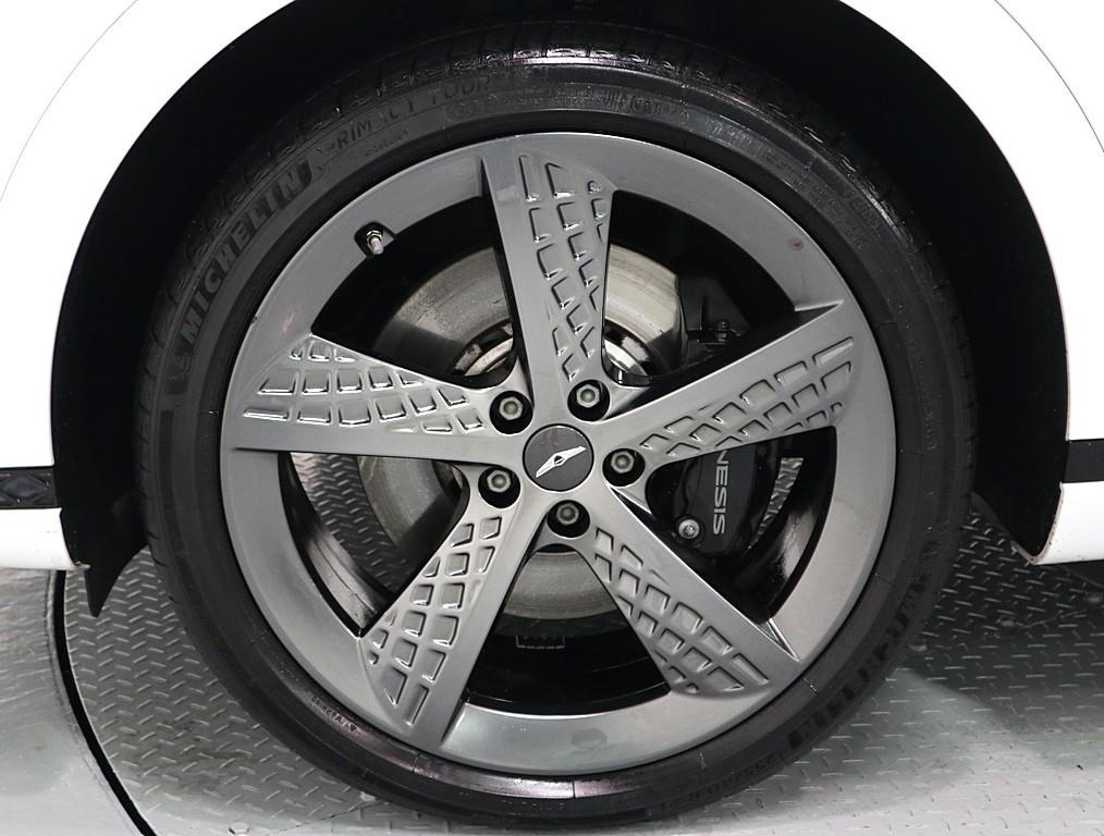 Genesis GV70 - Vista 7