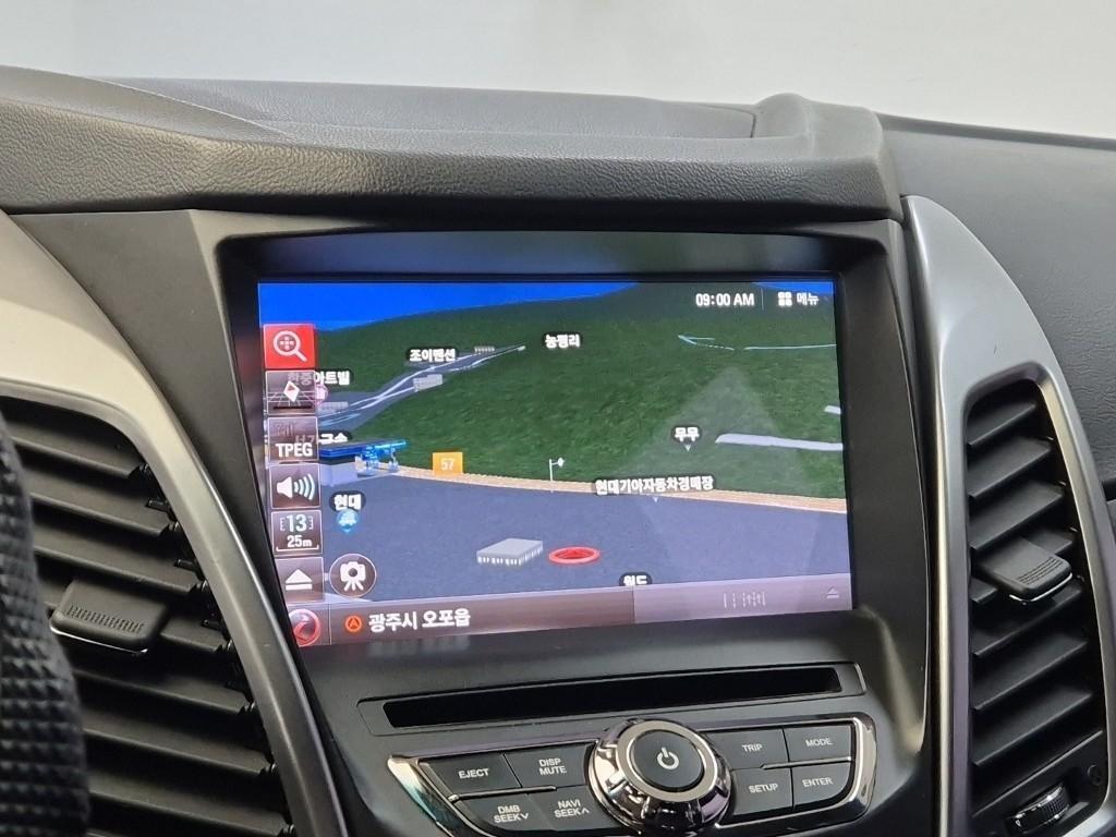 Ssangyong Korando 2015 Blanco - Importación desde Corea - HF Imports Iquique - Foto 13