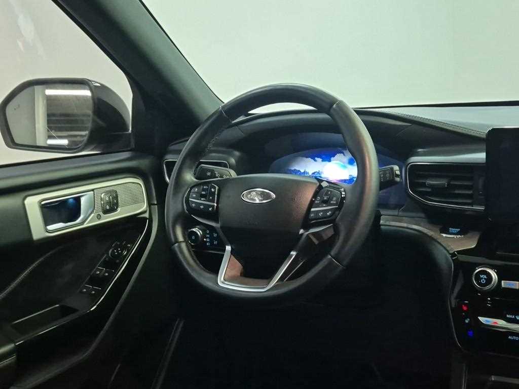 Ford Explorer - Vista 9