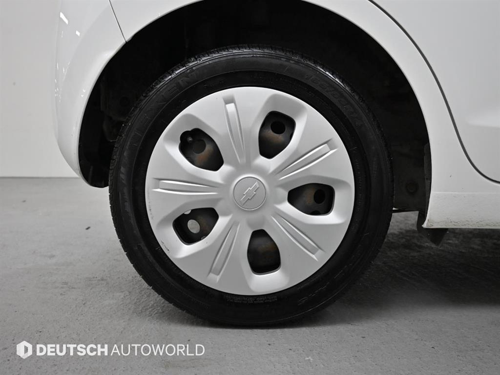 Chevrolet Spark - Vista 5