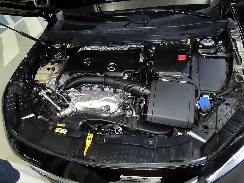 Mercedes Benz GLB Class 2020 Negro - Importación desde Corea - HF Imports Iquique - Foto 19