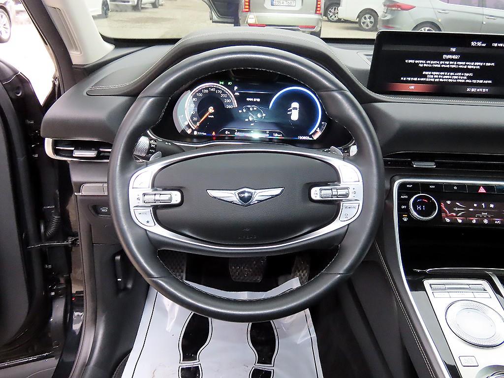 Genesis GV80 - Vista 8