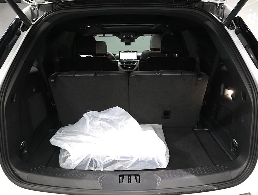 Ford Explorer 2025 Blanco - Importación desde Corea - HF Imports Iquique - Foto 18