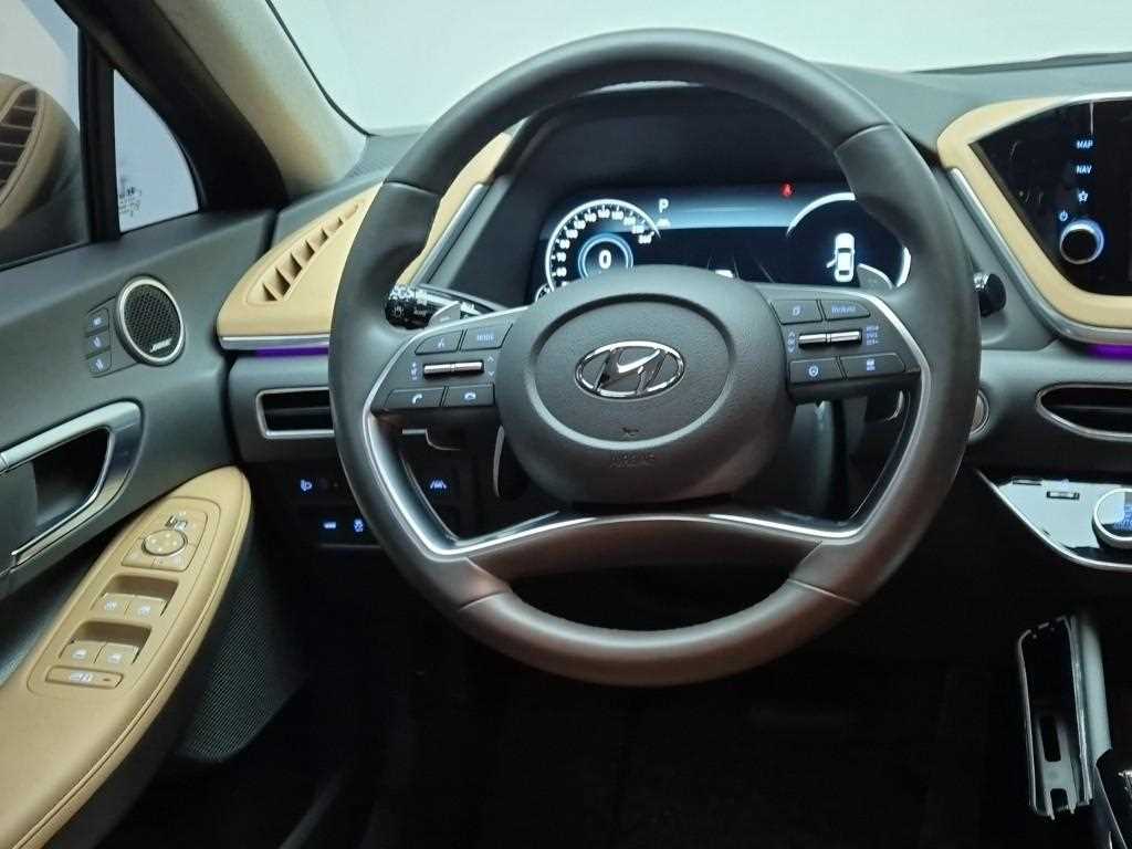 HYUNDAI Sonata - Vista 9