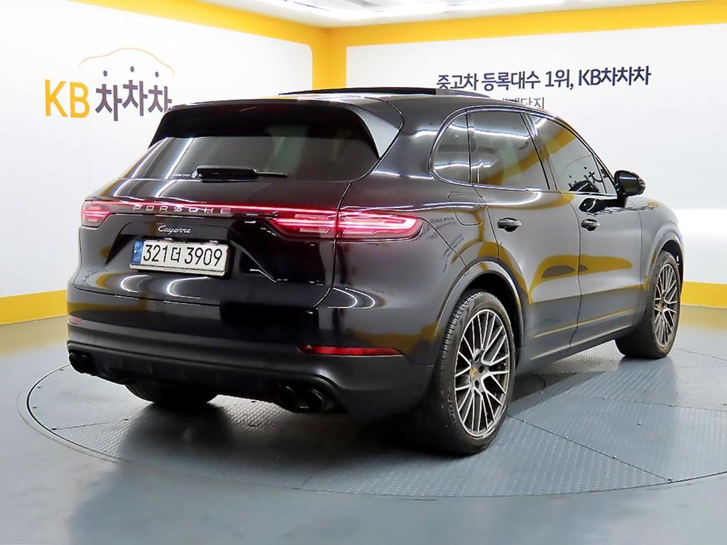 Porsche Cayenne - Vista 4