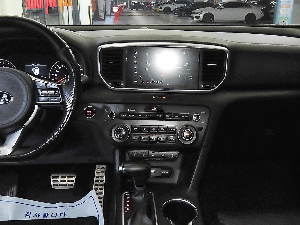 KIA Sportage - Vista 11