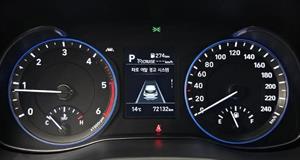 HYUNDAI Kona - Vista 12