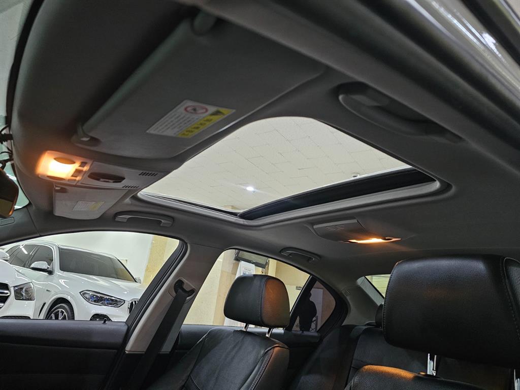 BMW 3 series 2011 Blanco - Importación desde Corea - HF Imports Iquique - Foto 18