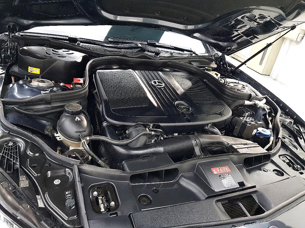 Mercedes Benz CLS Class - Vista 6