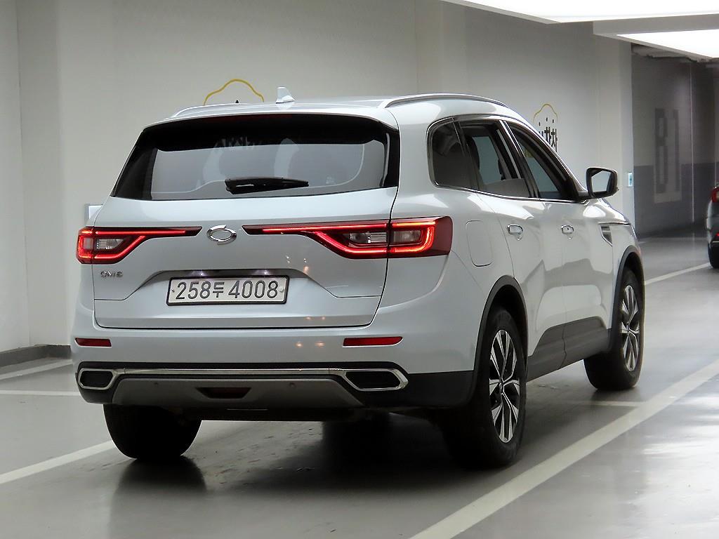 SAMSUNG QM6 - Vista 4