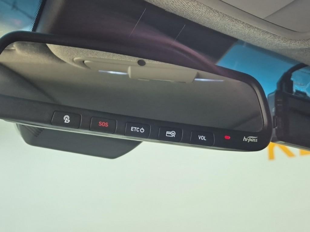 HYUNDAI Santa Fe 2019 Negro - Importación desde Corea - HF Imports Iquique - Foto 18