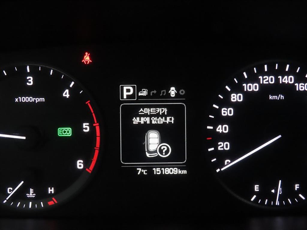 HYUNDAI Sonata - Vista 9